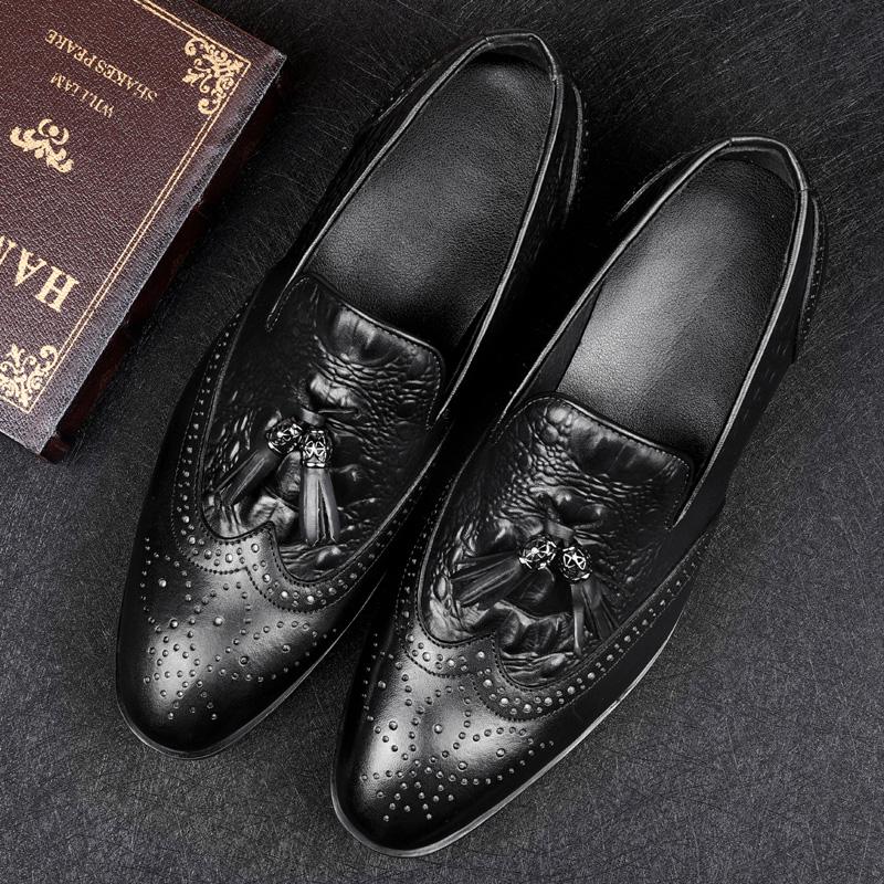 Fashion British Style Men's Luxury Brand Comfortable Business Fringe Leather Shoes Spring New Item Crocodile Leather Carved Oxford Shoes