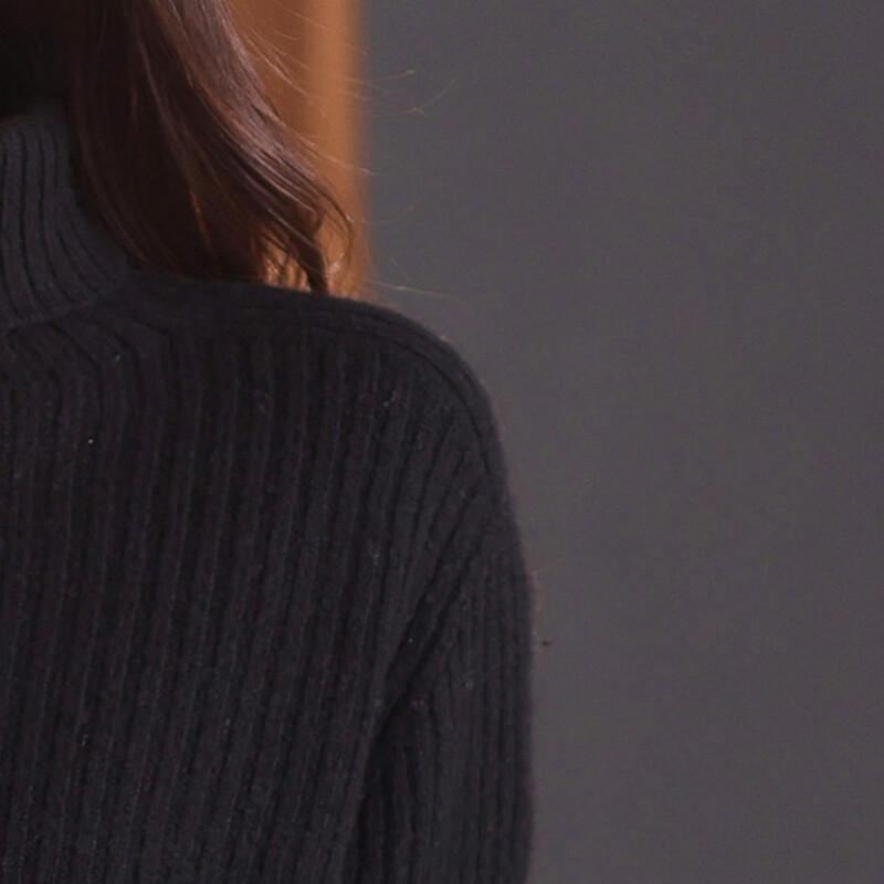 SNOWFLYING Women's 100% Merino Wool High-Neck Sweater