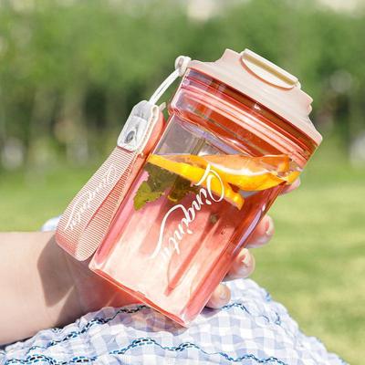 Tazze e bicchieri – Oliere e dispenser