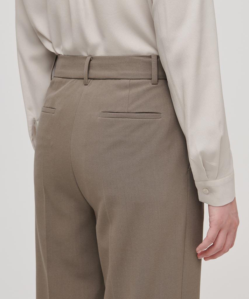 MUSINSA STANDARD WOMAN Women'S Lightweight Straight Hidden Banding Slacks [Dusty Beige]