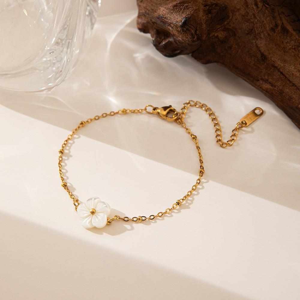 French Vintage Shell Flower Necklace Minimalist Pendant Collarbone Chain Women's Elegant Fashion Jewelry Trendy Accessory