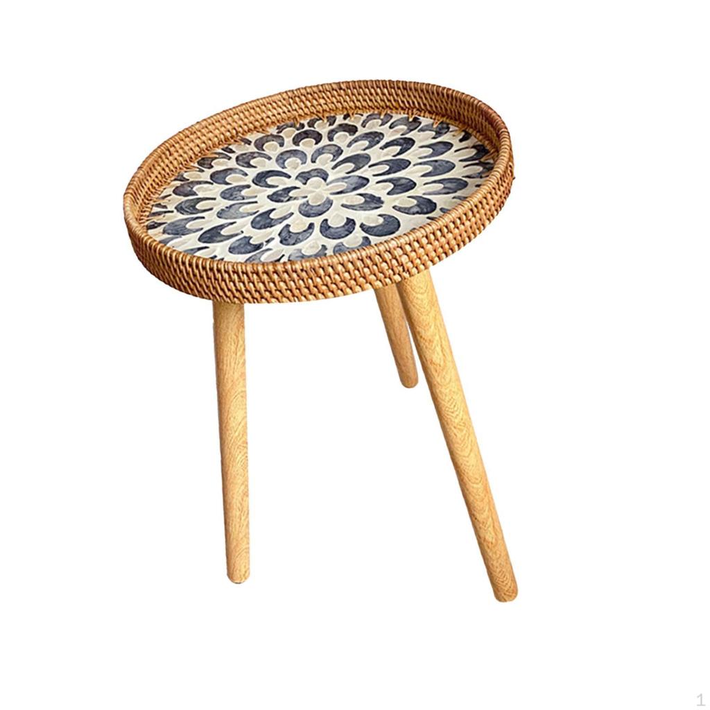 Elegante tavolino in rattan per lo stile della casa