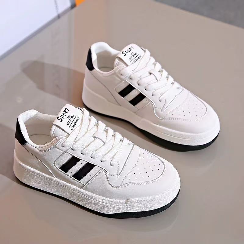 Internet Celebrity White Shoes Women's 2025 Spring and Autumn Explosion Niche Heightening Sports Board Shoes Versatile Casual Student Shoes Ins Tide