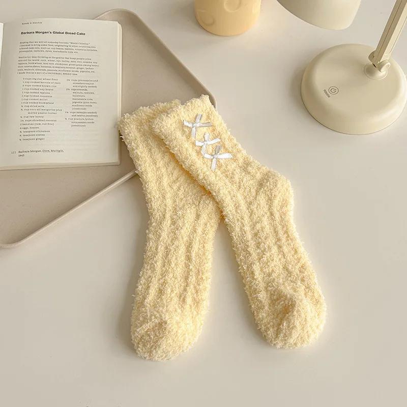 Hiver Automne Chaudes Pelucheuses Floues Chaussettes Nœud Épais Thermiques Douces Kawaii Mi-bas Corail Femme Polaire Sol Sommeil Chaussettes