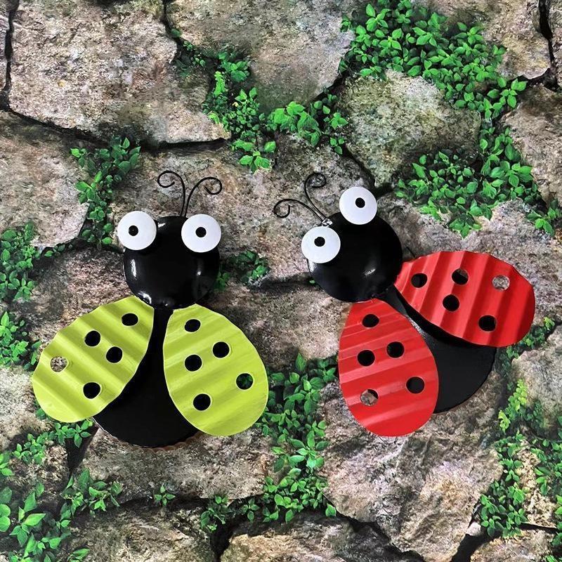 4 Colors Optional 1Pcs Creative Handicrafts Iron Beetle Hand-painted Home Courtyard Balcony Villa Grassland Wall Decoration Garden