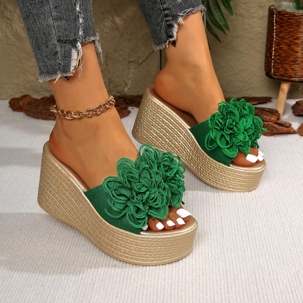 Slope heel beach slippers women's summer 2025 new fish mouth flower comfortable outdoor beach shoes women