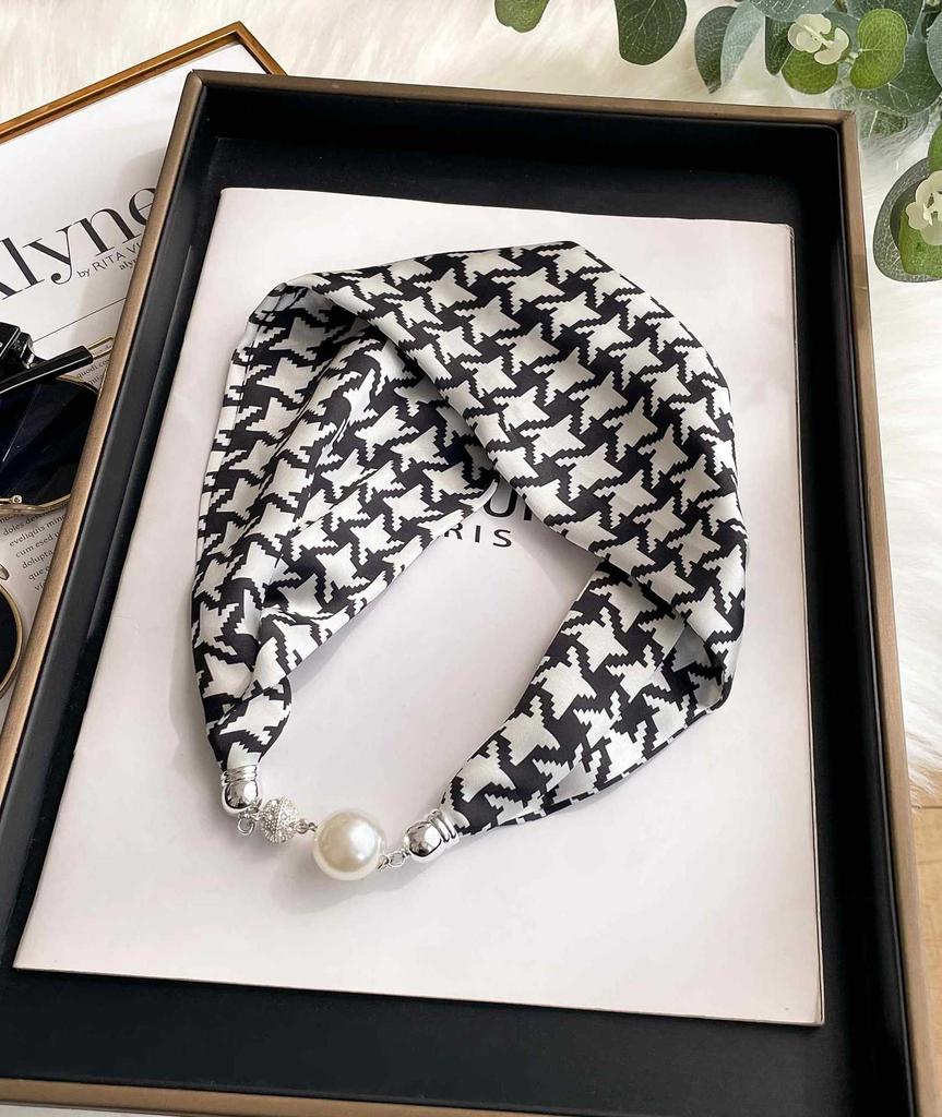 Magnetic Buckle Silk Scarf Headband Internet Celebrity New Magnetic Buckle Bracelet Small Long Women's Summer Casual Necklace Diamond Neck Band