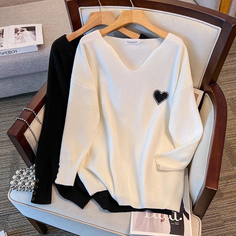 

Plus Size V-neck Base Layer Sweater for Women, Bust 150/160, Thick Knit, 200/350 lbs Capacity. 3XL чорний