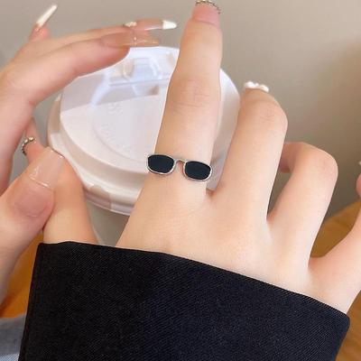 Módní nastavitelný mini prsten na prst ve tvaru brýlí - Kreativní otevřený design pro páry