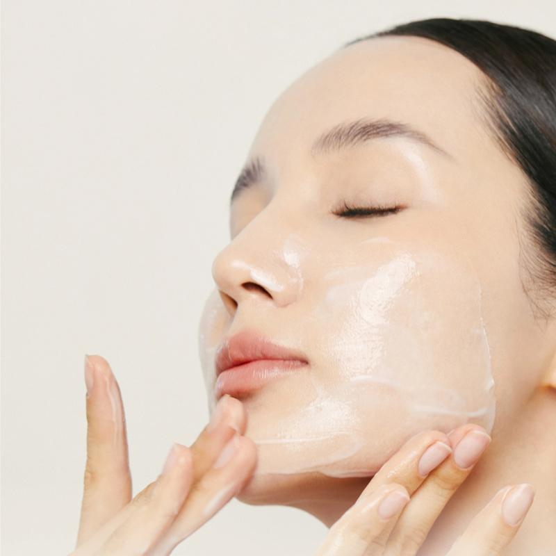 HOLITUAL Redefining Cleansing Milk 200ml