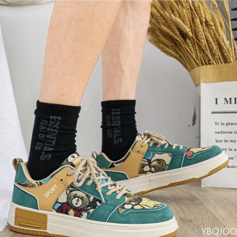 Small niche men's shoes spring summer new breathable board shoes casual versatile thick sole anti slip sports trendy shoes