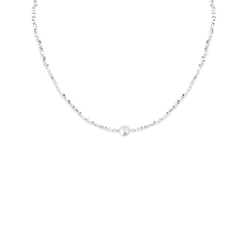 Female Niche Collarbone Necklace