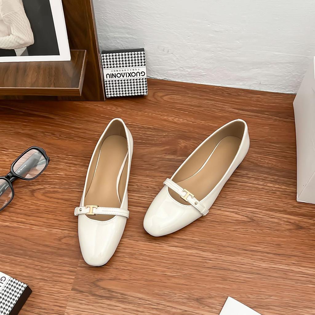 High Heels Women's 2025 Spring New French Retro Fashion Single Shoes Women's Thick Heels Are Not Tired of Daily Versatile Shoes