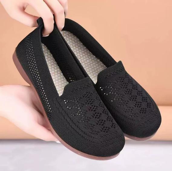 Summer new cloth shoes women's hollow breathable mesh shoes soft sole one pedal shoes elderly shoes