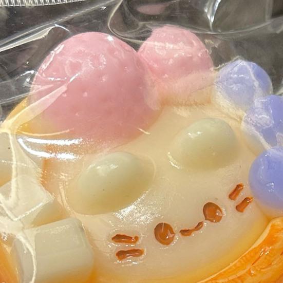 DYS Kitten Egg Tart Squeeze Toy, Stress Relieving Cartoon Soft Stretchy Fake Food Fidget Portable Ball Sensory Toy
