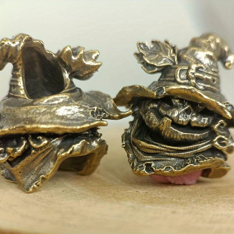 1pcs 6mm Hole Vintage Brass Traveller Keychain Pendant Backpack Pendant Vintage Brass Crafts Classic Brass Vintage Brass Crafts Miniature Ornaments