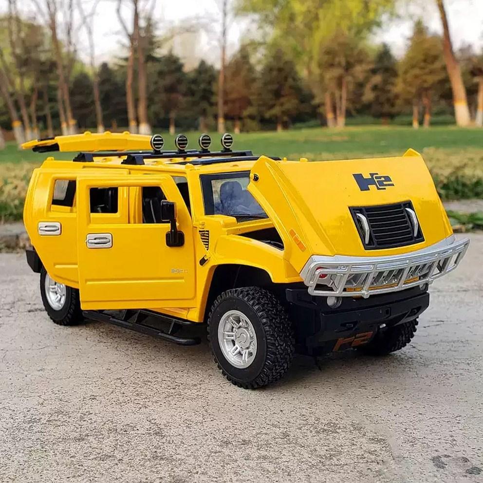 MEIN AUTO 1:1:24 Die-Cast Metall Hummer H2 Modellauto Sammlerfigur, Gelb