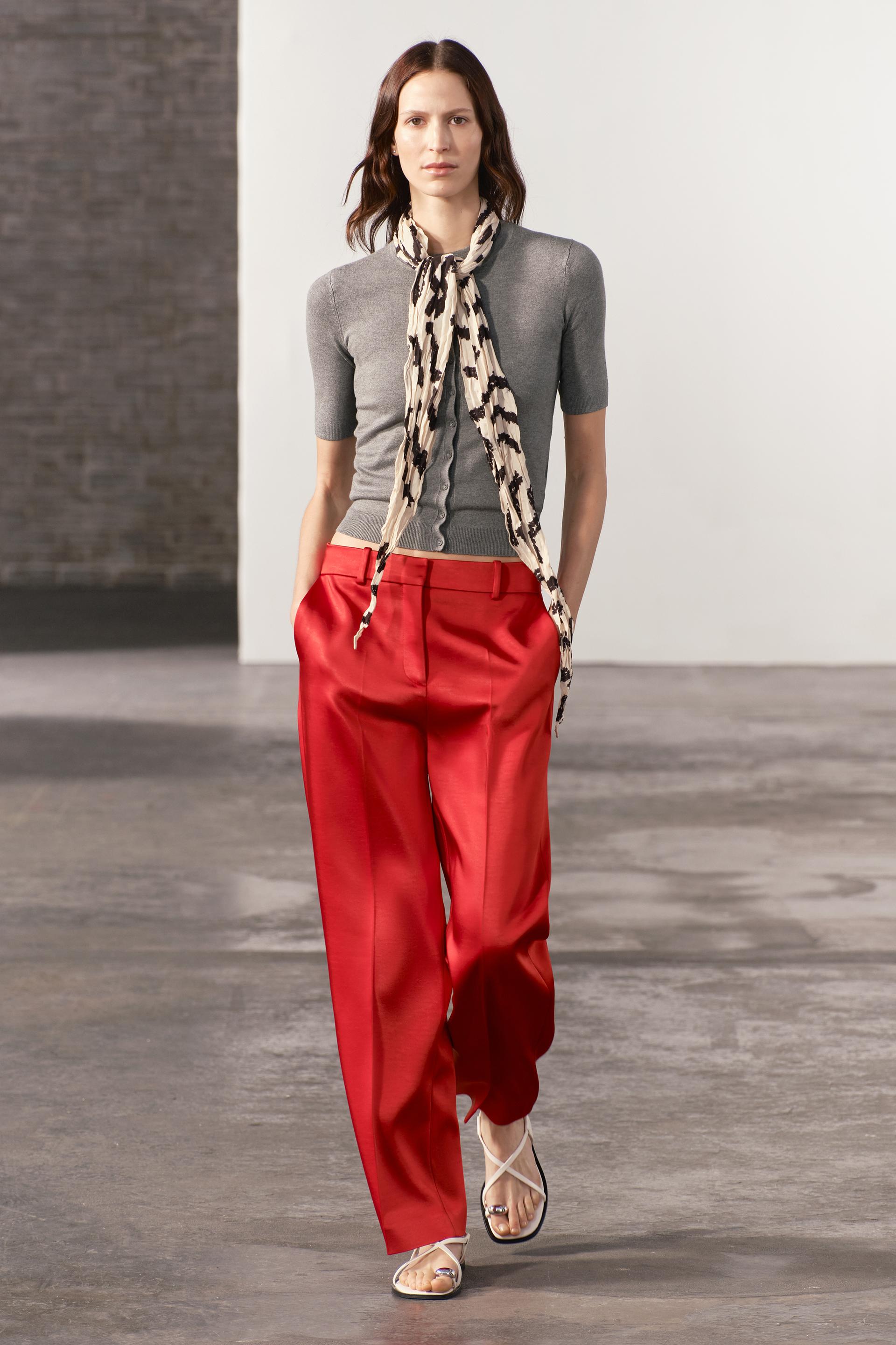 

ТРИКОТАЖНЫЙ КАРДИГАН С КОРОТКИМ РУКАВОМ