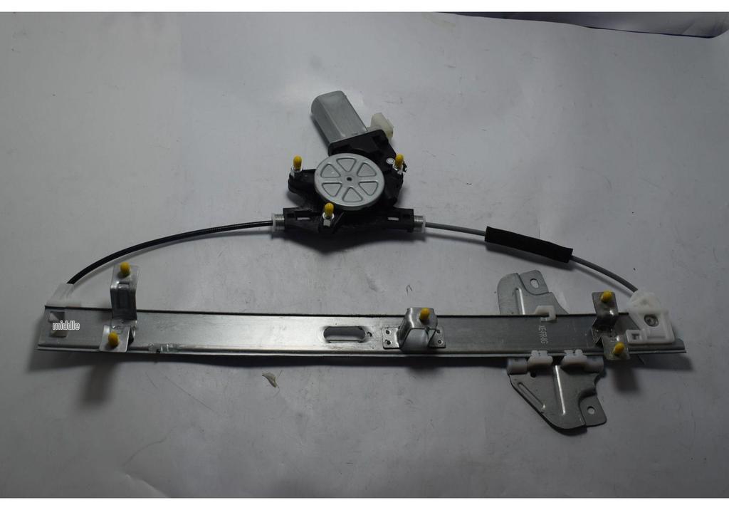 Car Window Regulator 82402-H1000 for Traka (2003-2008)