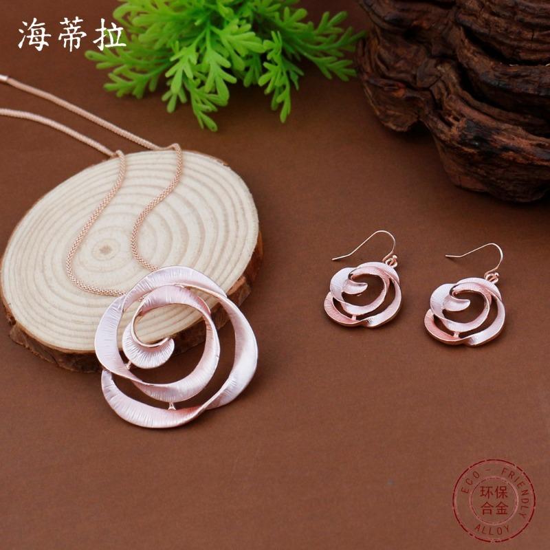 New Enamel Color Hollow Rose Earrings Pendant Set Women's Fashion High-end Rose Necklace