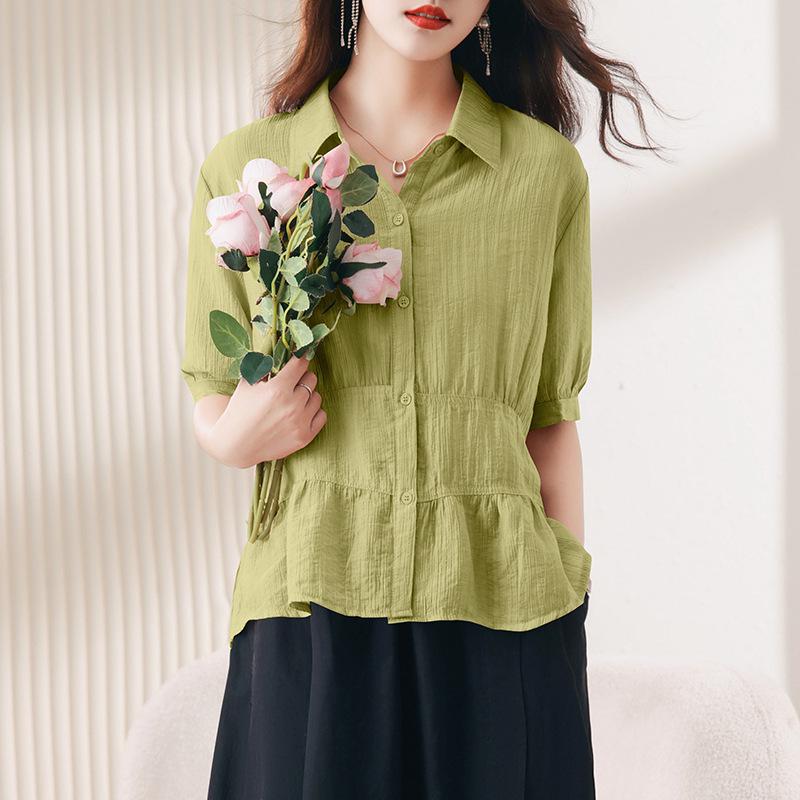 Stylish Tencel Short-Sleeve Top for Women: Age-Defying Summer Fashion