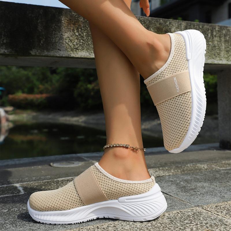 Fashion Ladies Shoes 2025 High Quality Best Seller Fashion Outdoor New Mesh Plus Size Light Comfortable Casual Sneakers Flat Slippers