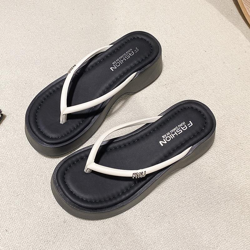 Casual cool slippers women's fashion 2025 spring and summer new Internet celebrity super fire thick bottom wedge cake high heel sandals