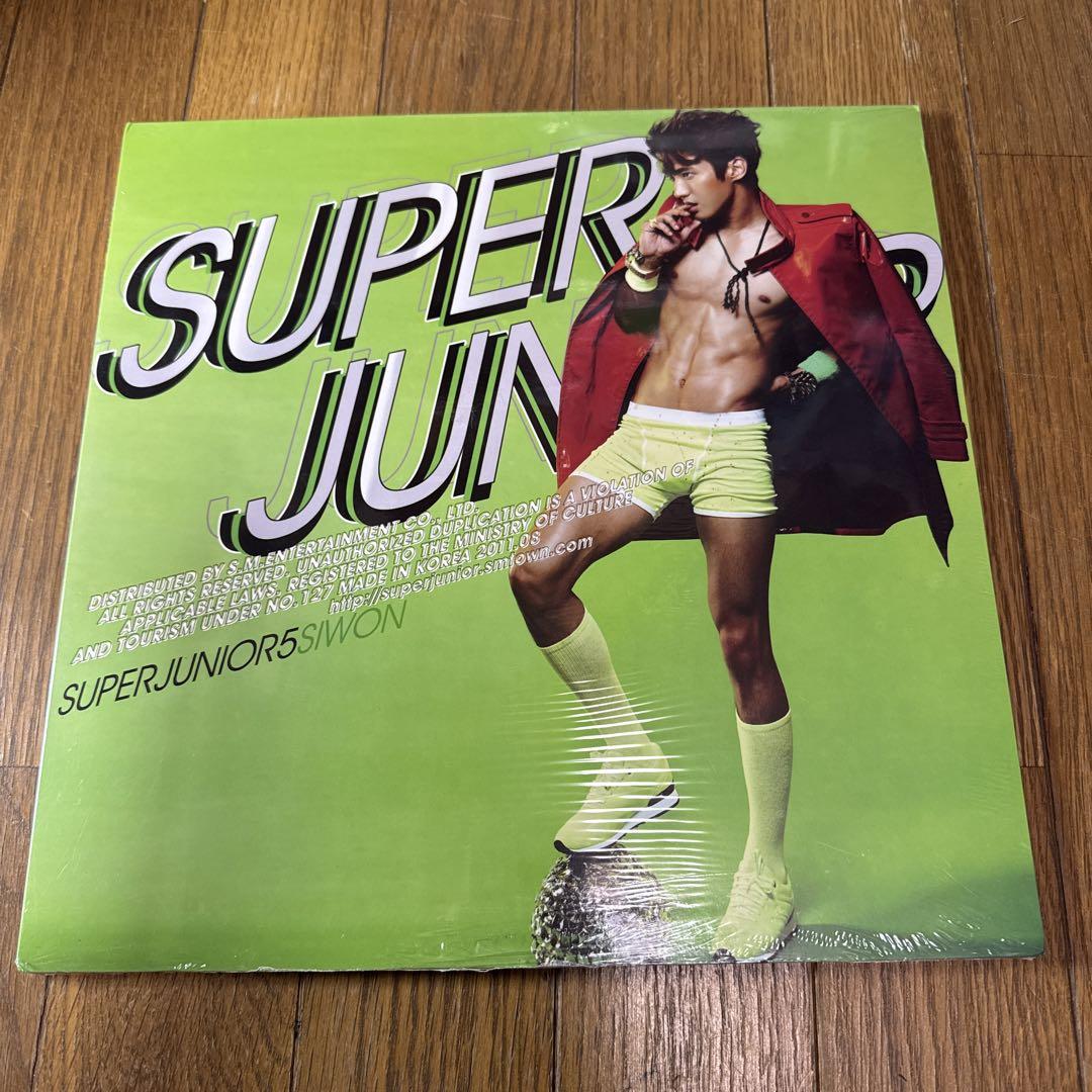 

[USED] SUPER JUNIOR Mr. Simple Korean LP Size Siwon