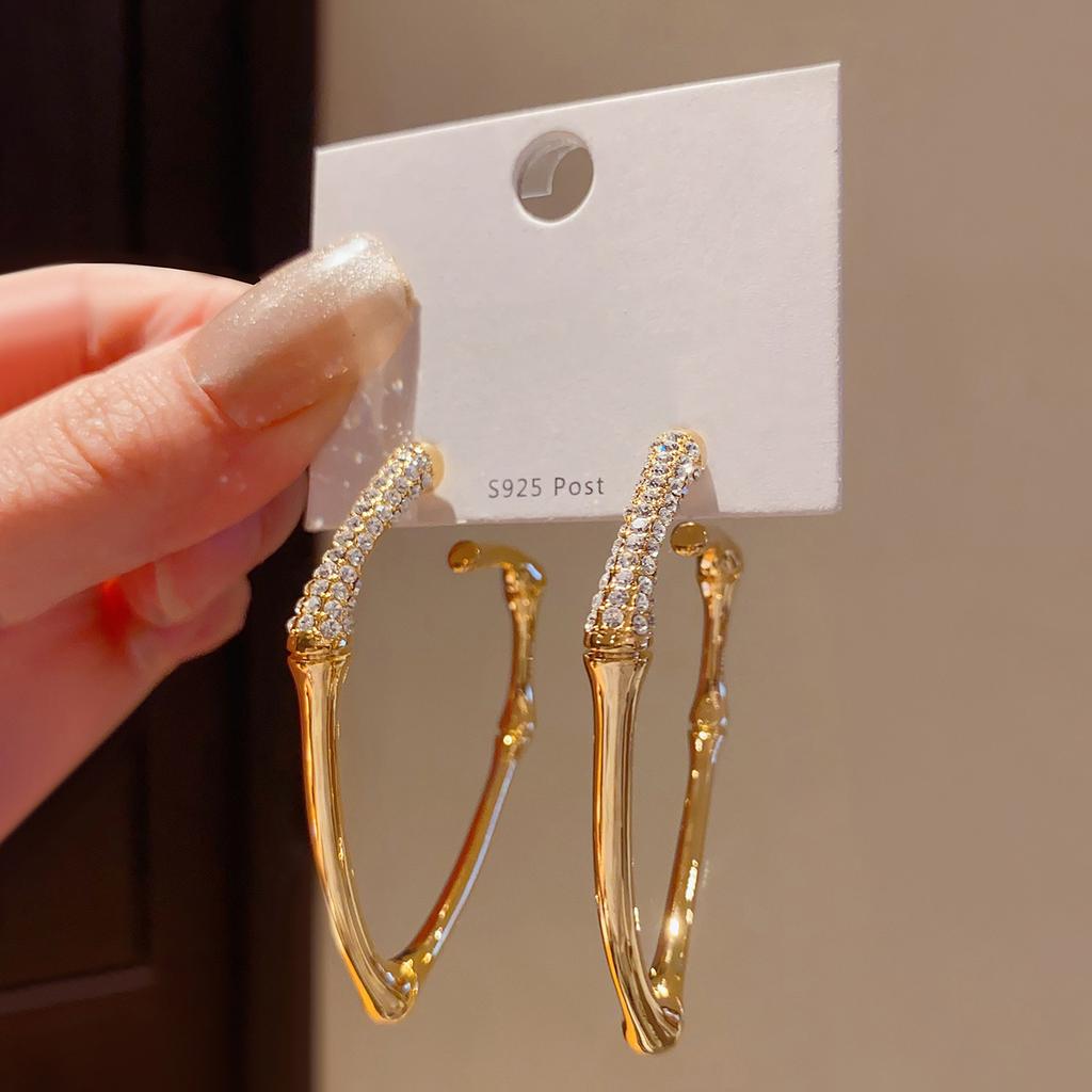 Diamond bamboo curved stud earrings light luxury niche design earrings earrings European and American exaggerated earrings women