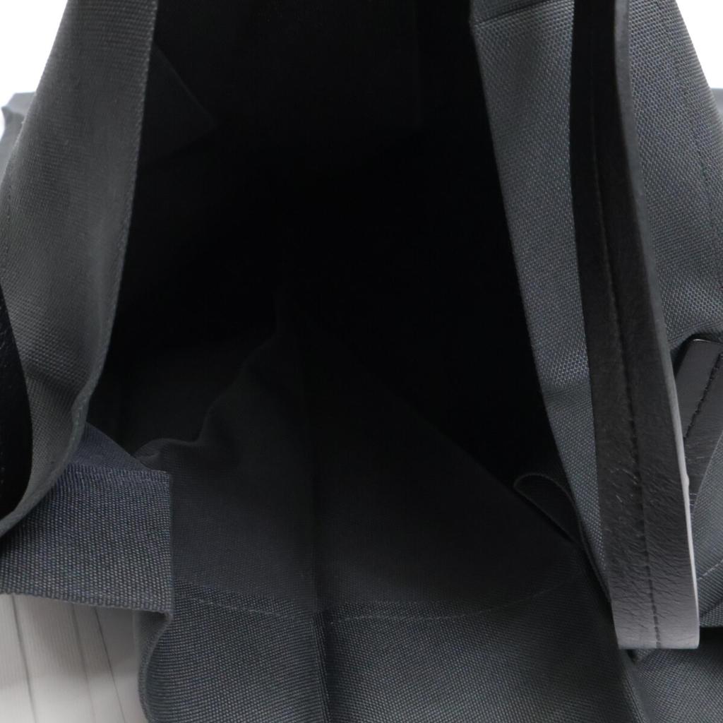 ISSEY MIYAKE xiittala Iittala [Good Condition] PO4500058089 Folding Pleated Tote Bag Charcoal grayUsed