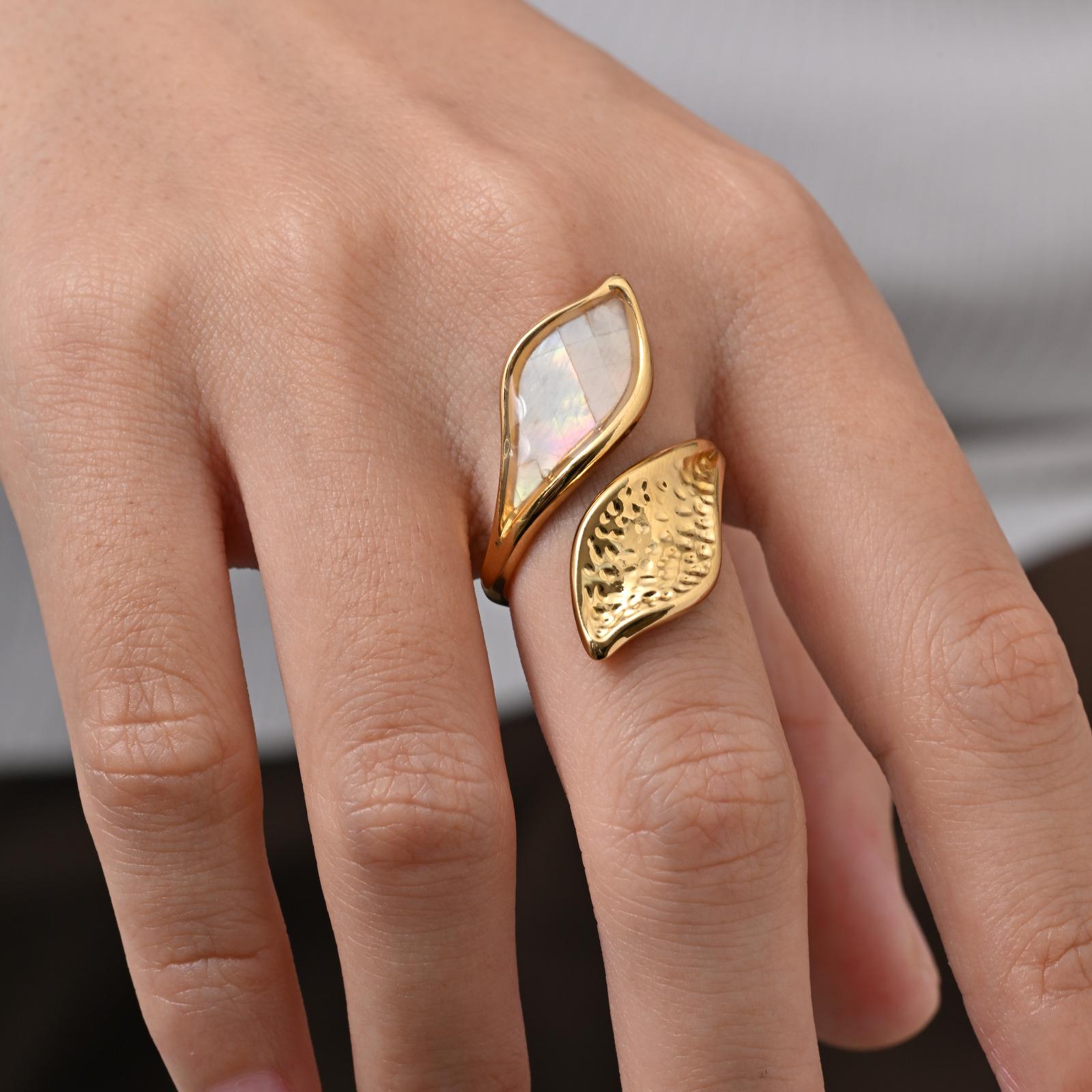 

Statement White Shell Leaf Finger Ring Women s Stainless Steel Geometric Abalone Shell Open Rings Chic Jewelry Gift for Her