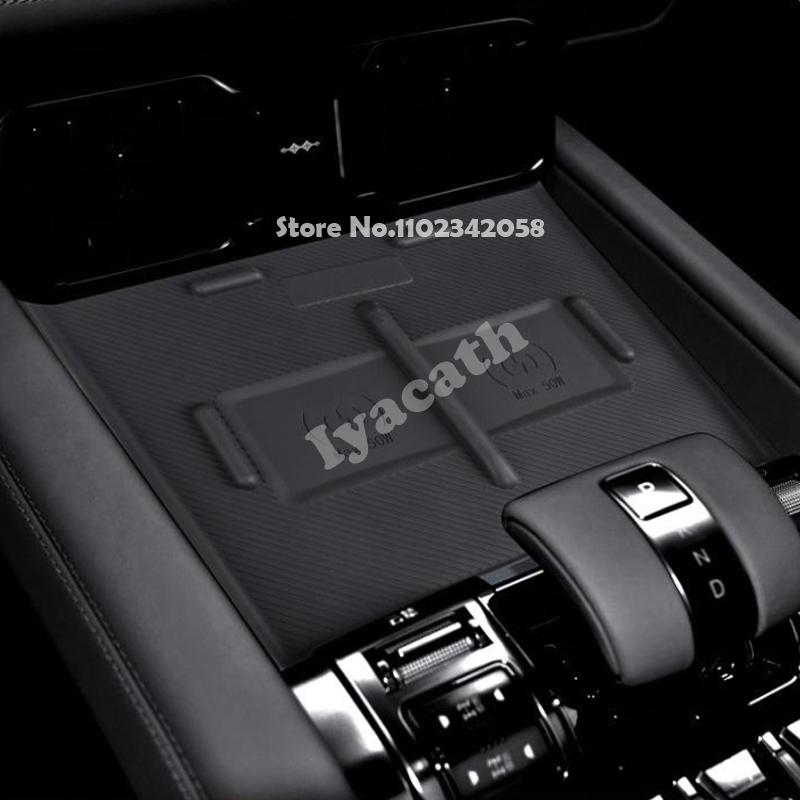 For BYD Leopard 8 FangChengBao 8 2024 2025 silicone Wireless charging silicone pads are non-slip and dirty Interior Accessories