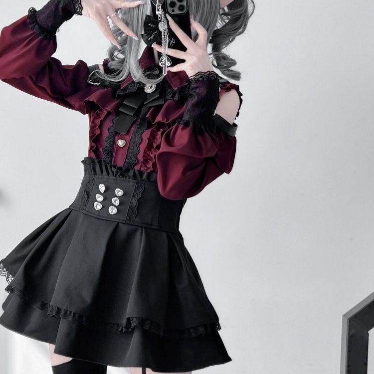 

Harajuku Sweet Lace Petchwork Slim Fit Dresses + Y2k High Waist Ruffles Shorts for Women Осінні комплекти з двох частин XS