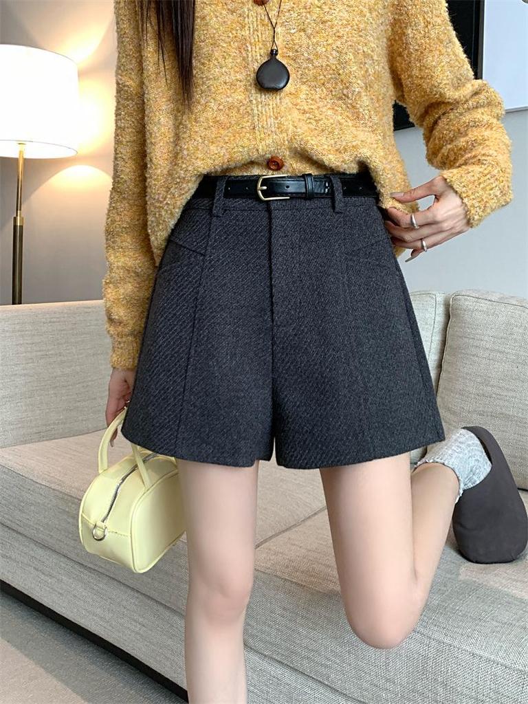 Woolen High-Waisted Wide-Leg Shorts for Women - Autumn/Winter Style, Slimming Fit, Perfect with Boots