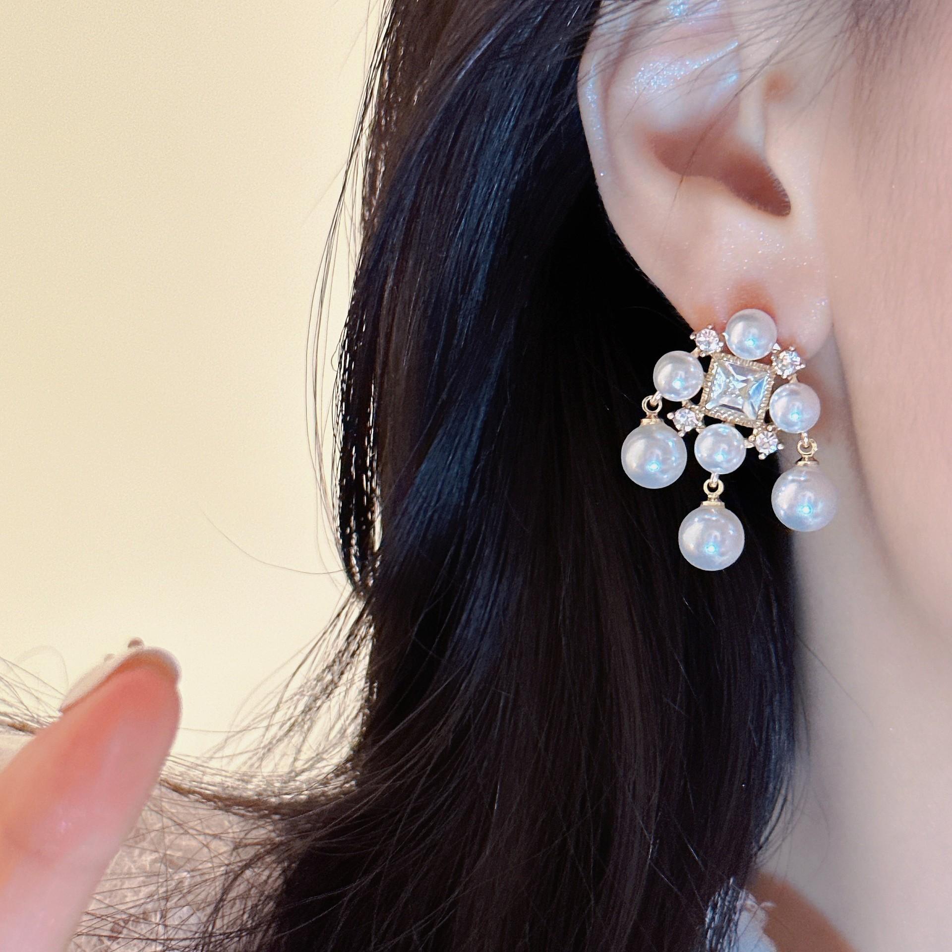 

Корейская мода ретро дворцовый стиль жемчужные серьги легкие роскошные универсальные высококачественные серьги романтический свадебный памятный подарок