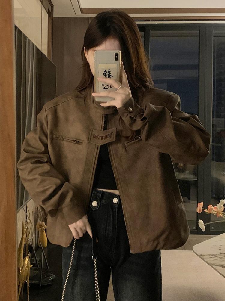 Americká retro hnědá motocyklová kožená bunda Ženy Módní Design Krátká ramenní vycpávka Bunda Grunge Estetický tenký kabát Streetwear