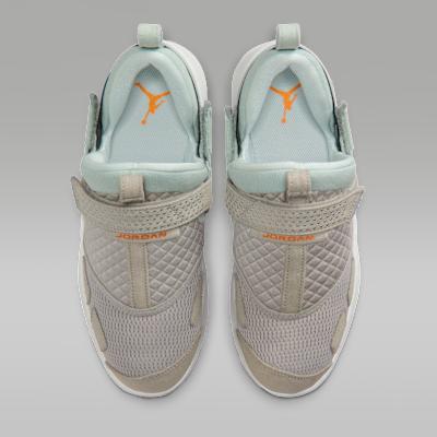 Jordan Trunner LX Corduroy White Bright Ceramic Gum (Women's)