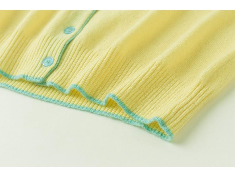 Women's Pure Cashmere Color Block Knit Cardigan - Button-Up, Round Neck, Versatile for Autumn and Winter.