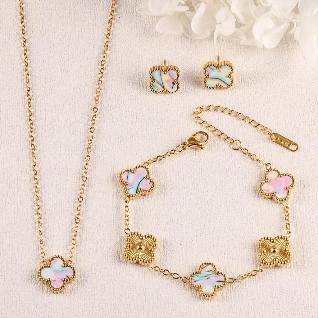 3PCS clover necklace bracelet earrings 18K gold-plated non fading light luxury fashion accessory
