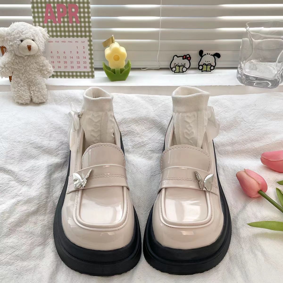 Весна 2024 года новые модные универсальные туфли с металлическими бабочками в стиле ретро 35 3363₽