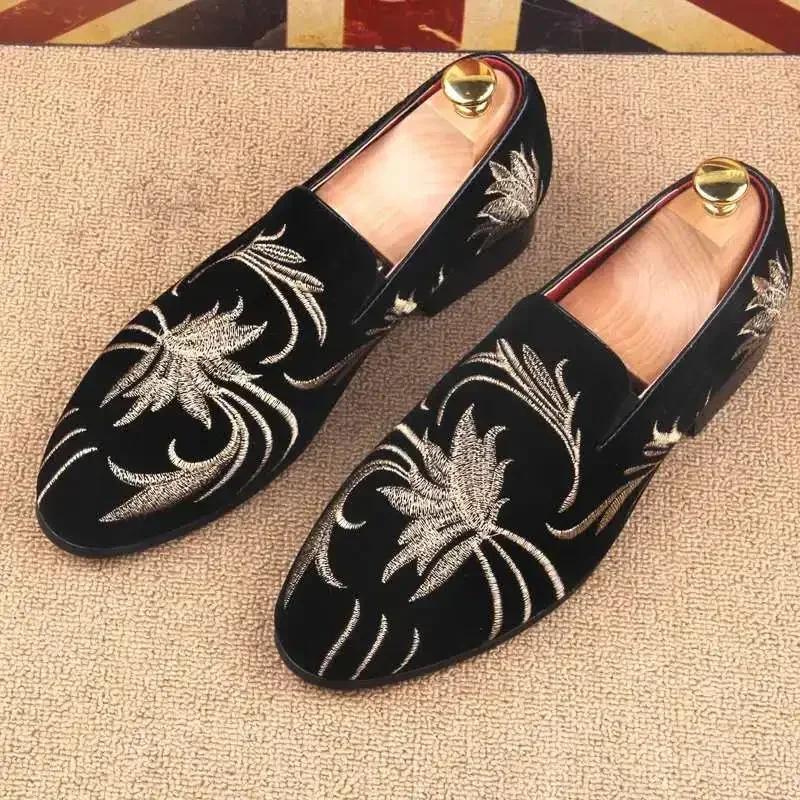 Fashion Men Shoe European American Matte Autumn Comfort Men Shoe Embroidery Loafers Fashion Barber Men Casual  Social  Male