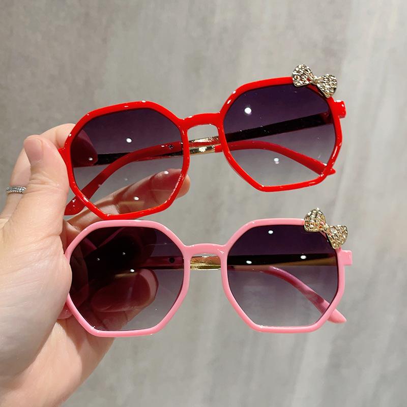 New Brand Metal Bow Children's Cartoon Sunglasses Fashion Polygonal Sunglasses Cute Girls boys Babys Sunscreen Sunglasses