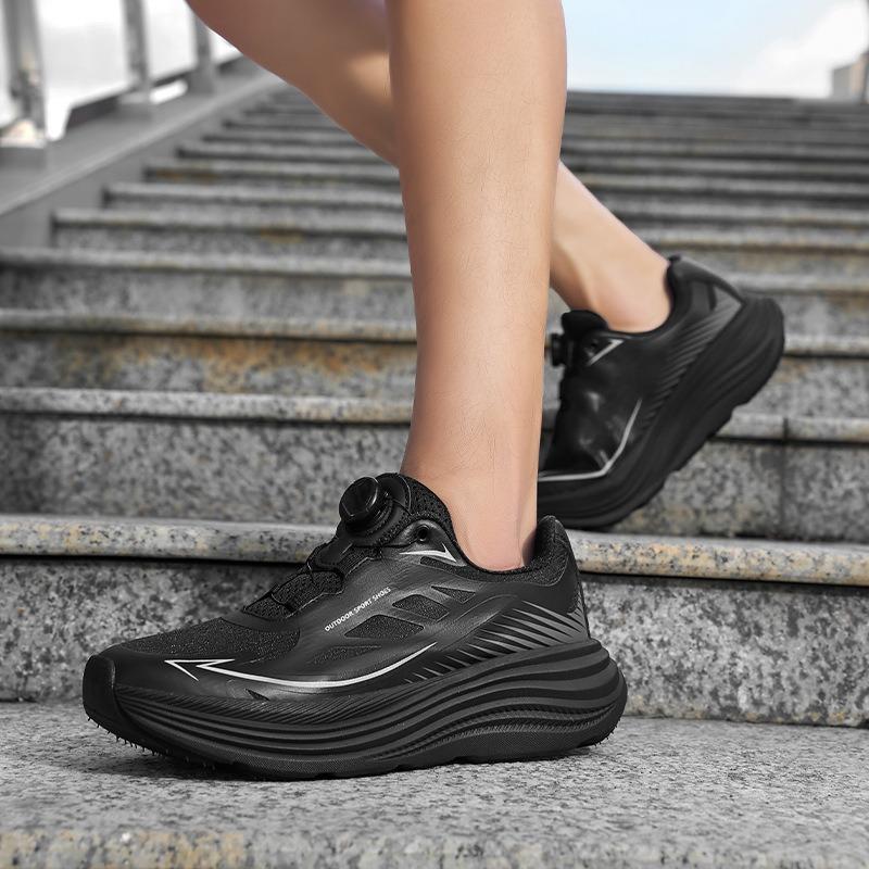 Scarpe da trekking da esterno da uomo antiscivolo e resistenti all'usura scarpe da trekking fuoristrada leggere ammortizzazione traspiranti