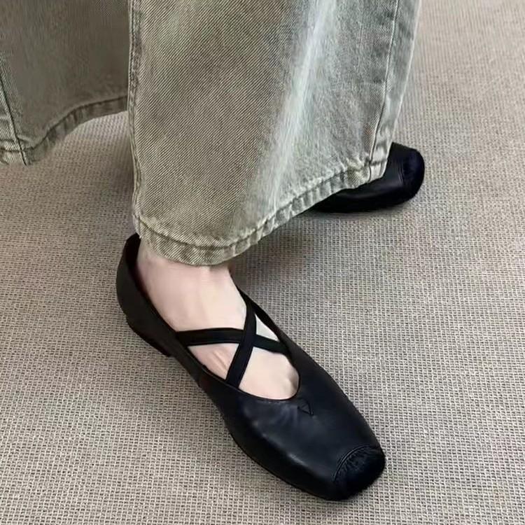 Sheepskin Version French Retro Flat Ballet Shoes Women's 2025 New Cross-strap Shallow Mouth Mary Jane Shoes Small Single Shoes