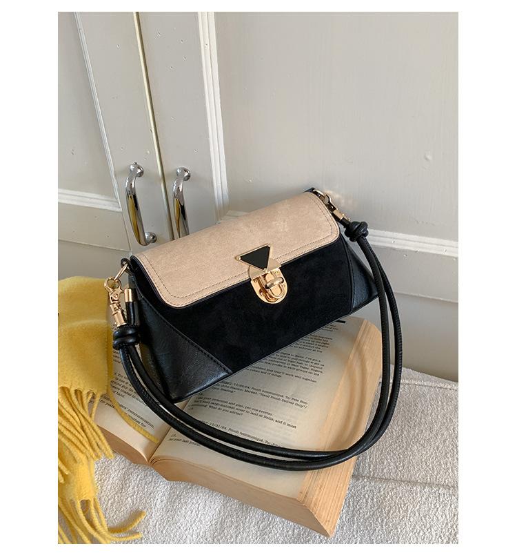 

Light luxury retro style underarm bag women s 2025 new Korean version popular messenger bag high-end fashion shoulder bag чорний