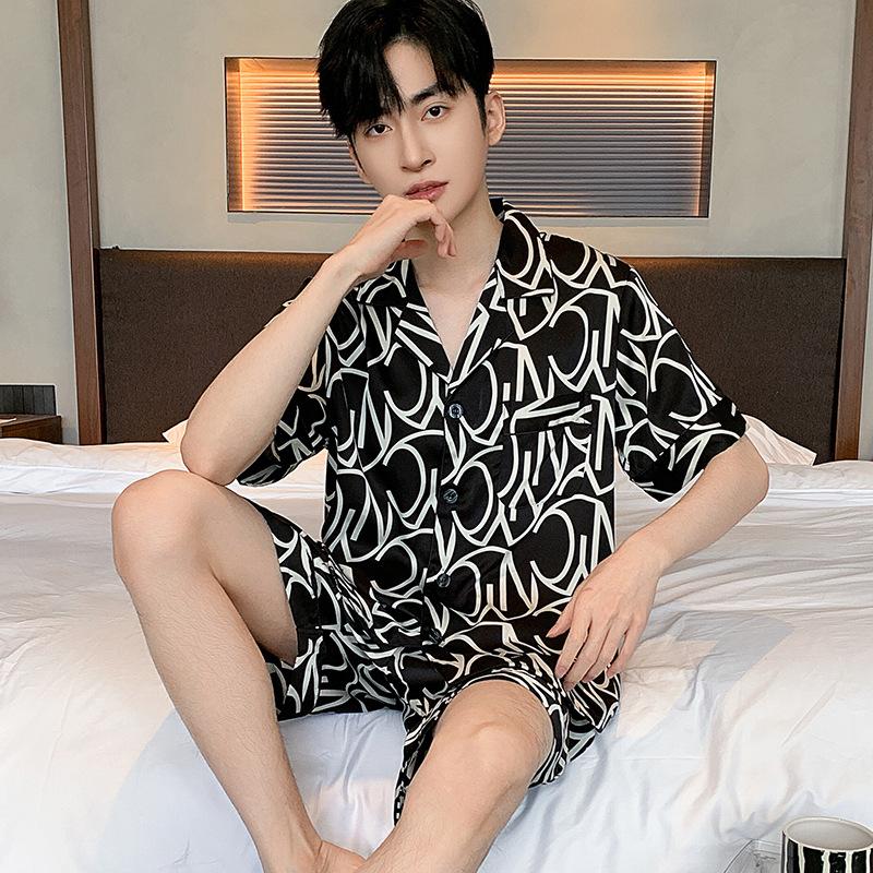 Ice Silk Pajamas Suit Men Spring Summer Typle Fashion Short Sleeve Polyester Loungewear Male Sleepwear Geentlemen Homewear