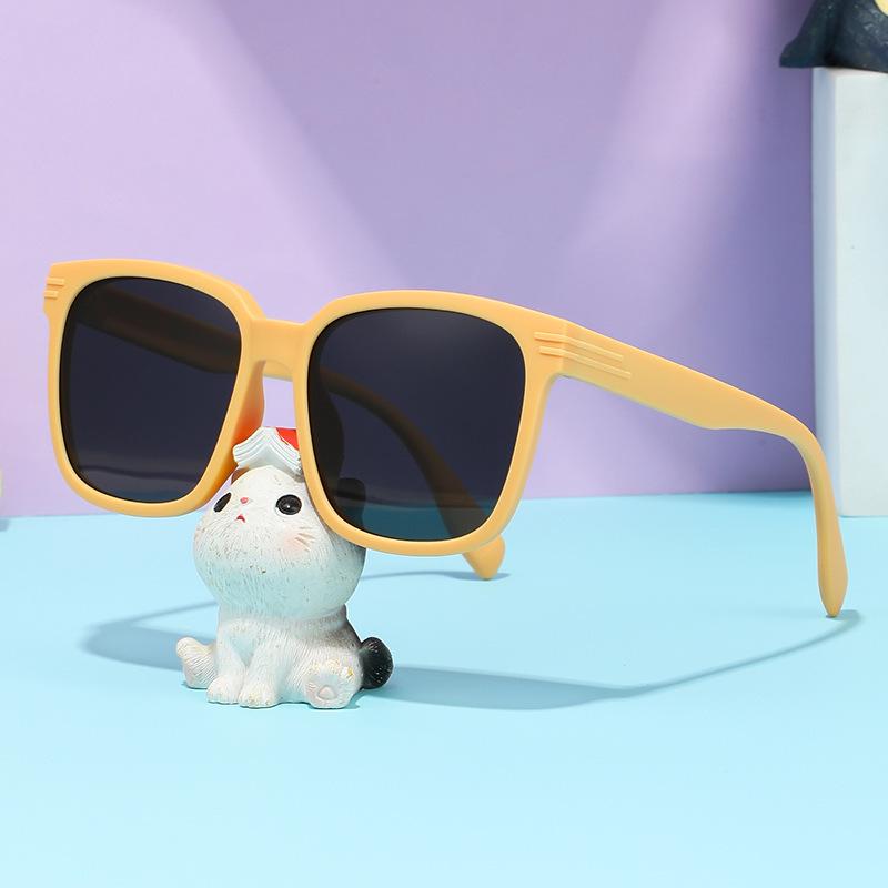 Trendy UV Protection Sunglasses for Kids - Ultra-Light, Summer Style