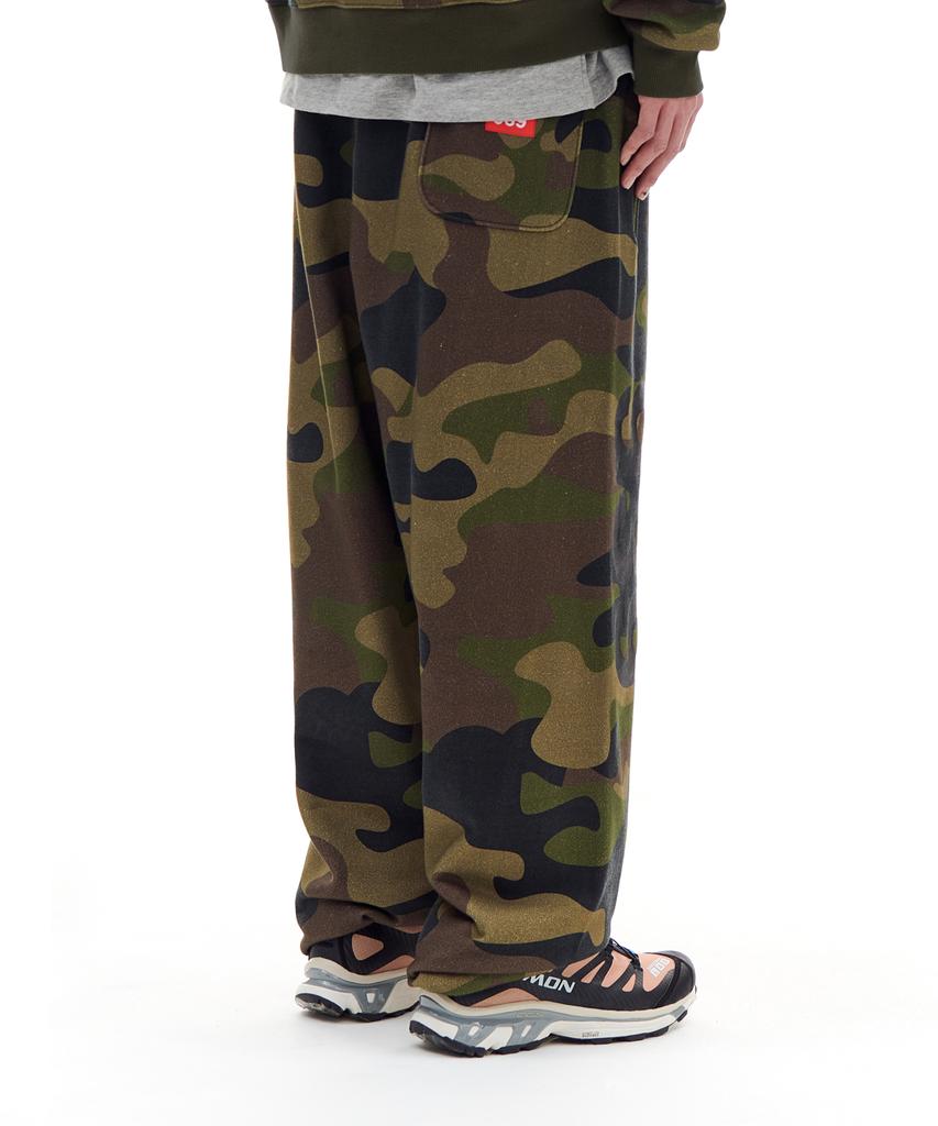 Akaibeuboldeu 939 Logo Sweat Pants (Camo)
