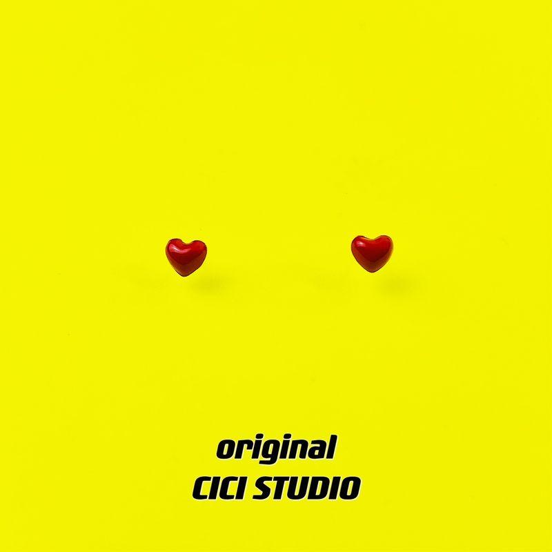 

Cici Creative All-Match Red Heart Pierced Ears Silver Needle Gold-plated mini Heart pair of S925 silver needles