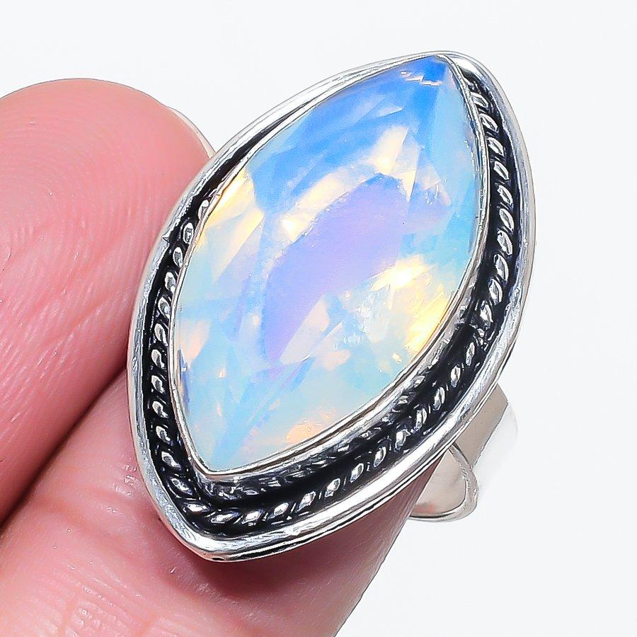 

Natural Milky Opal Gemstone 925 Sterling Silver Jewelry Ring Size 8 M1C41